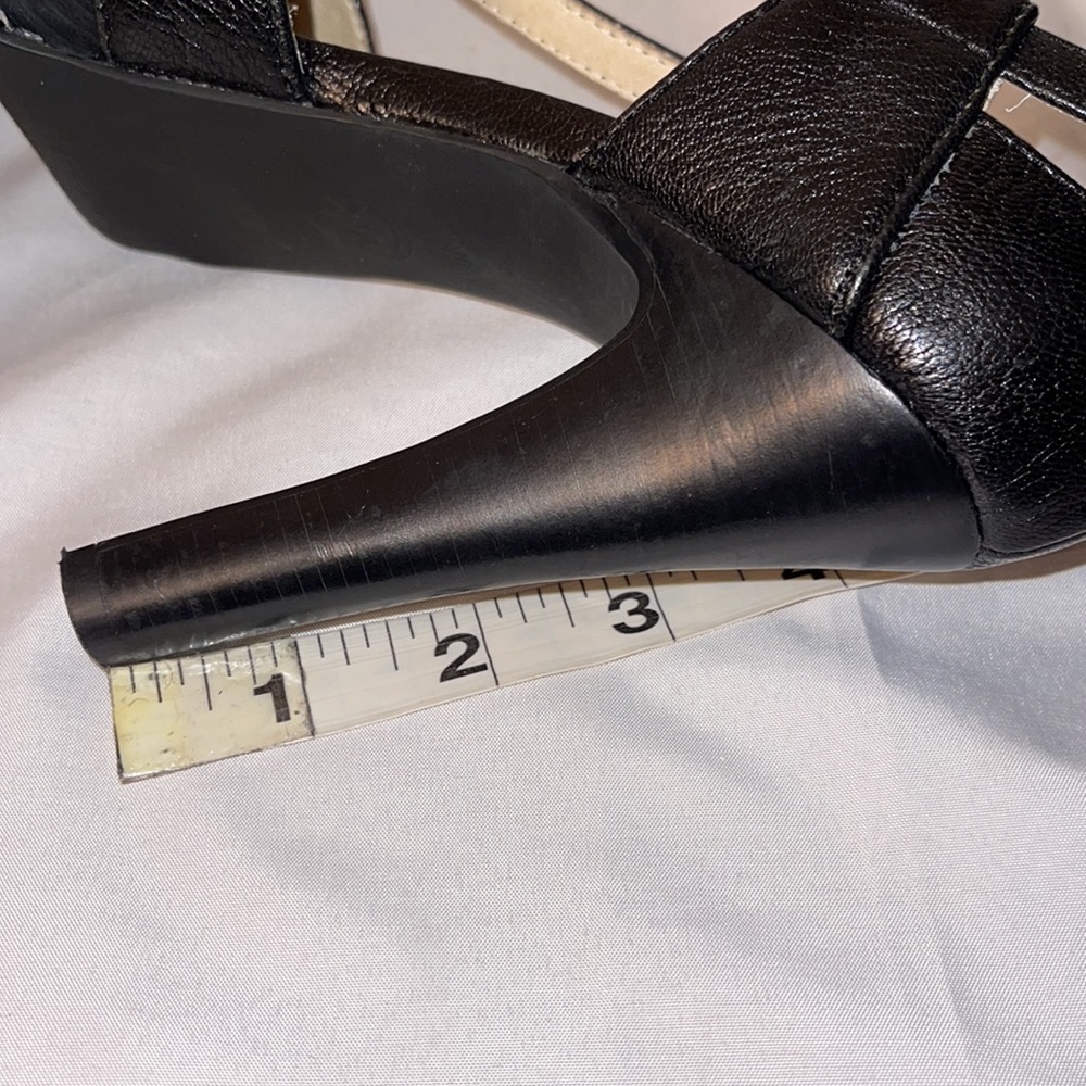 Michael Kors heels - Picture 4 of 7
